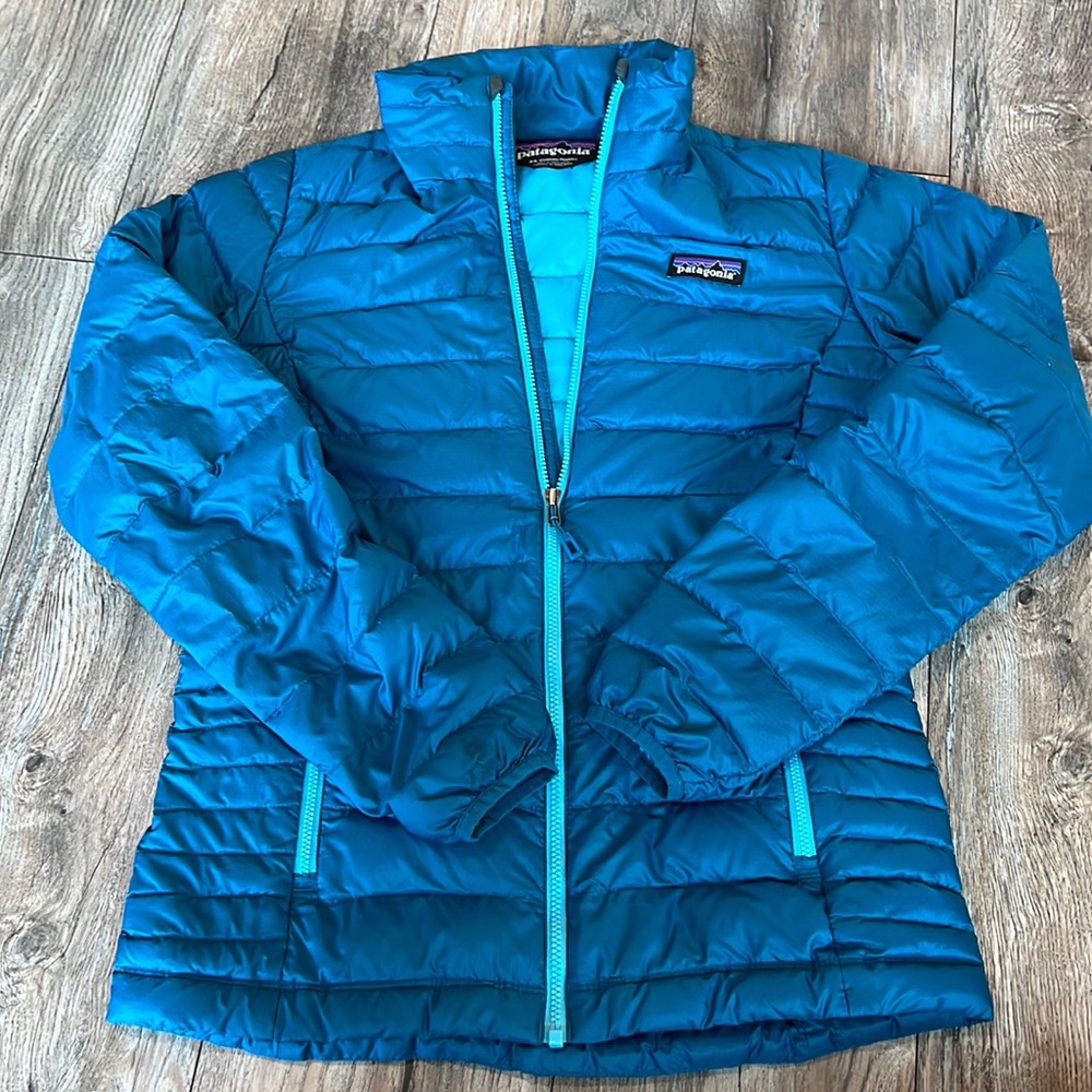 Patagonia women down jacket size xs